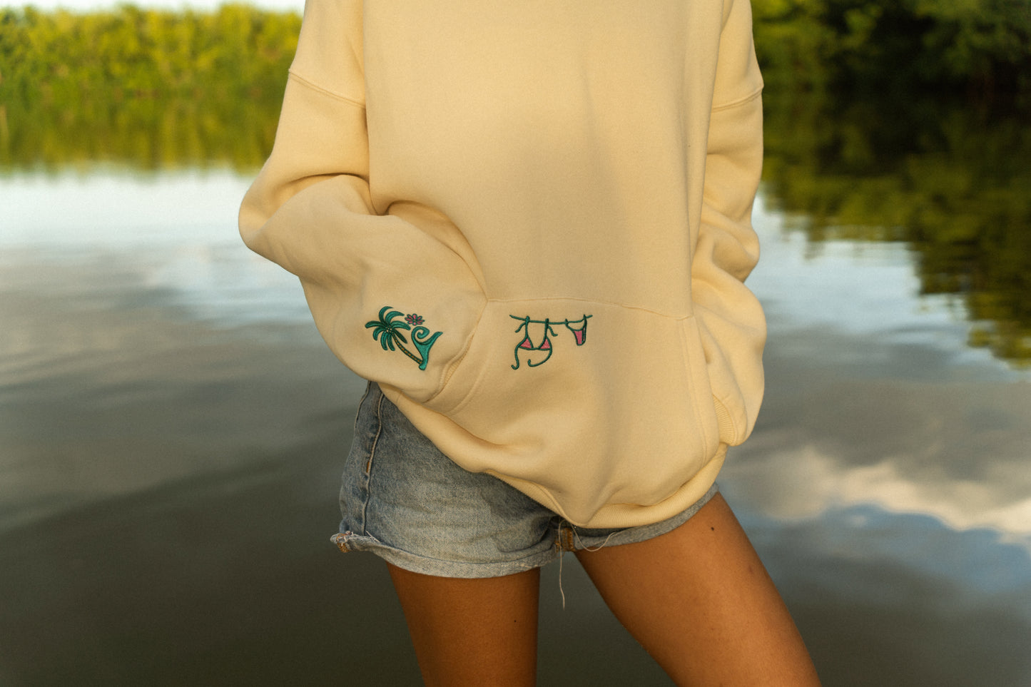 LIMITED EDITION Conch hoodie in Vanilla