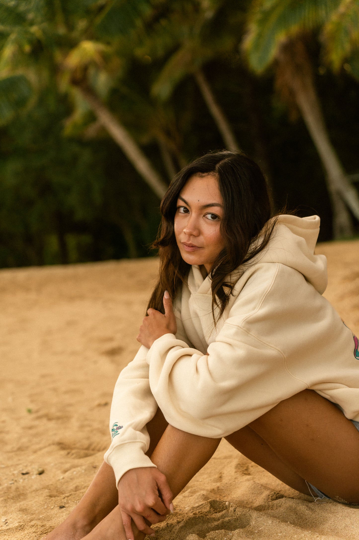LIMITED EDITION Conch hoodie in Vanilla